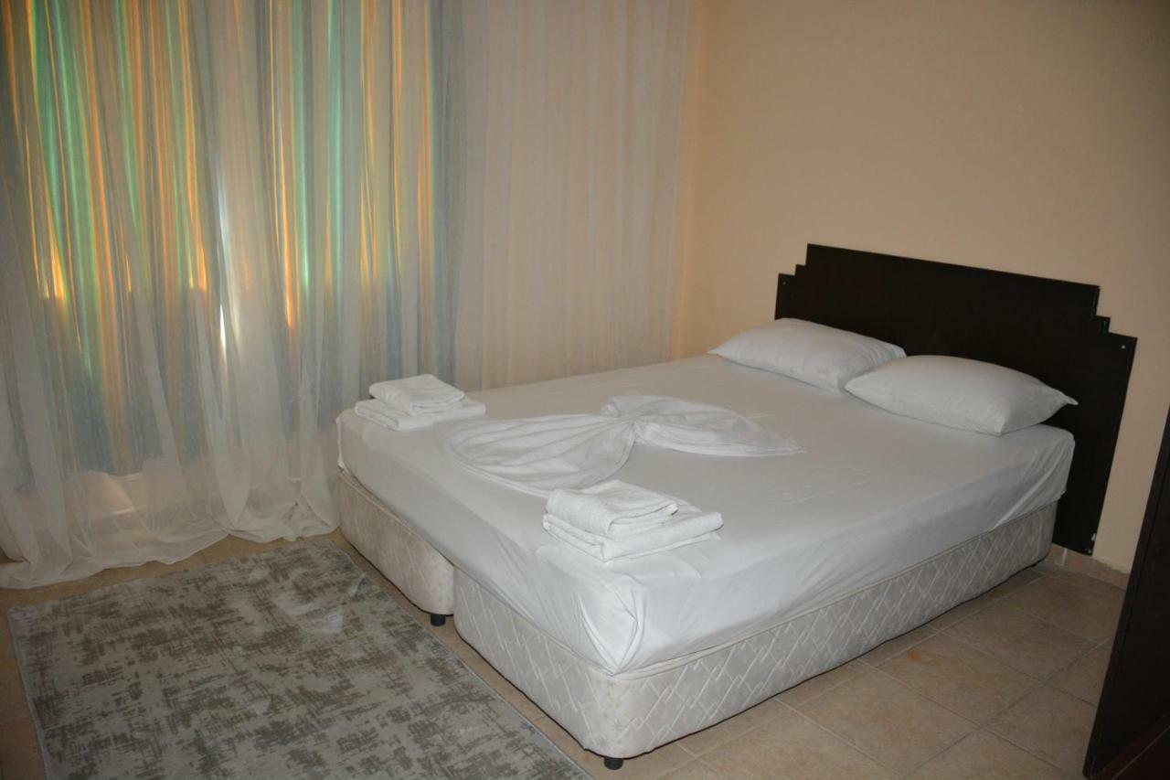 Bahceli Family Otel Antalya Exterior photo